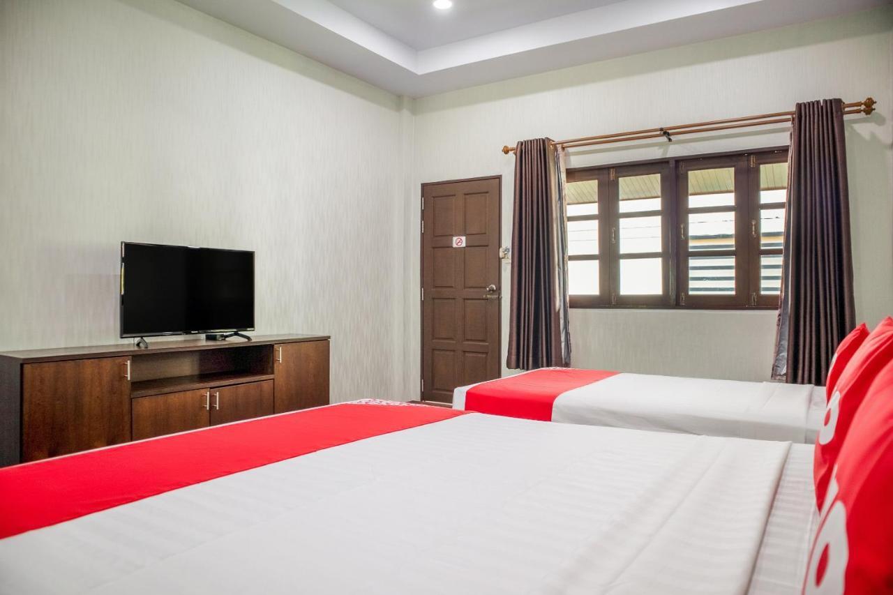 Oyo 927 Samui Platinum Hotel Bophut Exterior photo
